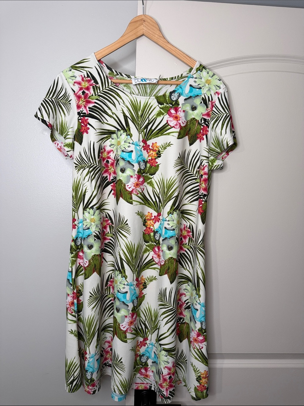 Tropical Floral Swing Dress | Size Large | Vacation Ready 🌺🛵
